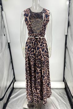 Material Polyester Style Casual, Vacation Pattern Type Leopard Element Backless, Contrast Neckline O Neck Sleeve Length Sleeveless Suit Type Two-pieces Waist Type High Waist Clothing Length Short Profile Type A Type Full Print Size(in) Bust Waist Shoulder Width Top Length Skirt Length S 35 24.4 12.6 17.3 40.9 M 36.6 26 13 17.7 41.3 L 38.2 27.6 13.4 18.1 41.7 XL 39.8 29.1 13.8 18.5 42.1 Tips:Due to the many variations in monitors, the color in the image could look slightly different, please take Suit Type, Sleeveless Suit, Reindeer Headband, Daily Dress, Dress Jewelry, Sequin Top, Type A, Skirt Length, Two Pieces