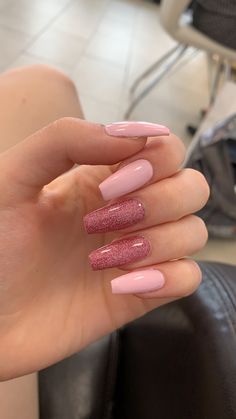 Grunge Nails, Casual Nails, Simple Acrylic Nails, Classy Acrylic Nails, Pretty Gel Nails, Pink Nail, Square Acrylic Nails, Pretty Acrylic Nails, Best Acrylic Nails