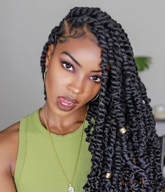 Cornrow Hairstyle, Senegalese Twist Braids, Passion Twists, Long Hairstyle, Twist Braid Hairstyles, Pelo Afro, Trendy Hairstyle, Flat Twist