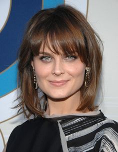 Shoulder Length Hair Cuts with Bangs | ... Cut with Bangs - Shoulder Length Hairstyles Lookbook - StyleBistro Shoulder Length Straight Hair, Shoulder Length Hair Cuts With Bangs, How To Cut Bangs, Emily Deschanel, Shoulder Length Hair Cuts, Shoulder Length Hair, Hair Short, Short Cuts