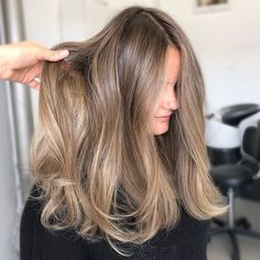 Balayage Light Brown To Blonde, Light Brown Hair With Balayage, Teddy Brown Hair, Natural Balayage Brunette, Teddy Bear Brown Hair Color, Level 7 Hair Color, Balayage Brown To Blonde, Light Brown Hair Color Ideas