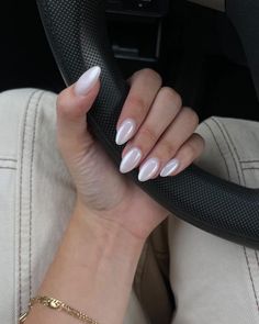 White Chrome Nails, White Nail, Girls Nails, Classy Nails, Short Acrylic Nails