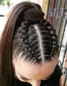 Hair Knot, Cool Braid Hairstyles, Girls Hairstyles Braids, Hair Stylies, Hair Stylist Life, Sporty Hairstyles, Braided Hairstyles Easy, Braids For Long Hair