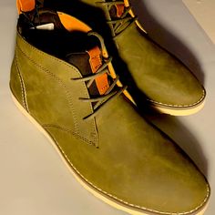 Very Nice Men’s Casual Shoes Very Comfortable With Cushion Foot Bed. Casual Business Boots For Spring, Smart Casual Spring Boots, Casual Green Boots With Textured Sole, Green Slip-on Casual Boots, Casual Green Walking Boots, Casual Green Slip-on Boots, Casual Green Boots With Leather Sole, Nice Men, Foot Bed