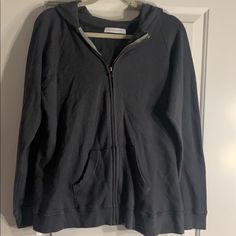 Daydreamer Zip Up Hoodie Dark Gray Nwt Without Care Tag I Think Is L The Measure Is Width 22” And Length 23” Box B Solid Color Zip Up Hoodie, Grey Zip Up, Black Zip Up Hoodie Outfit, Dark Grey Zip Up Hoodie, Oversized White Hoodie, Bleach Hoodie, Oversized Zip Up Hoodie, Dark Grey Hoodie, Random Clothes