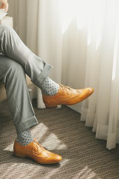 Dapper shoes Shoe Photography, Gentleman Shoes, Shoes Photography, Yellow Shoes, Well Dressed Men, Gentleman Style, Men Looks