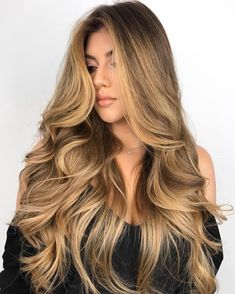 Long Hair Highlights, Perfect Blonde Hair, Honey Blonde Hair Color, Ghd Hair, Long Hair Images, Beauty Hair Color, White Blonde Hair, Cool Blonde Hair, Blonde Hair Color Ideas