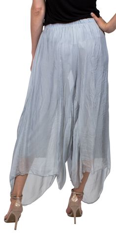 Beautiful 100% Silk Crop Balloon Pants. This is similar to the Linen Balloon Crop Pants but in a soft silk material. There is an elastic waistband. Exterior 100% Silk / Interior Lining - 95% Viscose 5% Elastin Made in Italy One Size Fits Most Model is 5'8 Casual Silk Wide Leg Pants With Elastic Waistband, Casual Silk Pants With Elastic Waistband, Spring Full Length Harem Pants With Elastic Waistband, Viscose Stretch Wide Leg Bottoms, Stretch Viscose Wide Leg Bottoms, Stretch Viscose Trousers, Stretch Viscose Wide-leg Pants, Stretch Wide Leg Viscose Bottoms, Spring Stretch Viscose Pants