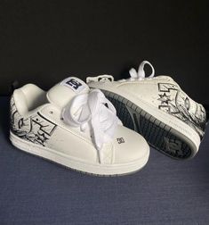 Chunky Dc Shoes, White Dc Shoes, Black Dc Shoes, Sick Shoes, Pretty Sneakers, Dr Shoes