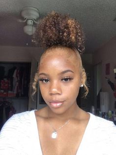 Dyed Tips Curly Hair, Puff Natural Hair, Coiling Natural Hair, Dyed Tips, Hair Dye Tips, Tapered Natural Hair, Natural Hair Treatments, Natural Hair Regimen, Hairstyle Names