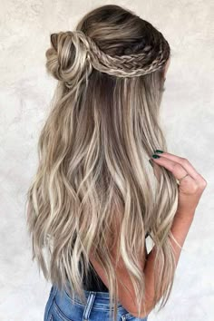 Hairstyles For Long Hair Easy, Down Hairstyles For Long Hair, Luxy Hair, Bun Hairstyles For Long Hair, Long Blonde, Half Up Half Down Hair, Trending Hairstyles, Hairstyles For Long Hair, Half Up Hair