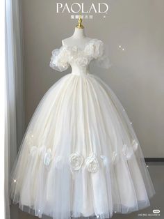 Fairytale Dress Princesses, Fairytale Dress Princesses Ball Gowns, Wedding Dress Classy Vintage, Elegant Wedding Dress Classy Vintage, Wedding Dress Classy, Wedding White Dress, Ball Gowns Vintage, Gowns Vintage, Fairytale Gown