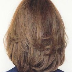 Short Flowy Hair, Unstyled Layered Hair Short, Short Round Layers Haircut, Blonde Layered Hair Medium, Short Hair Layers Shoulder Length, 90s Layered Bob, Bob With Layers