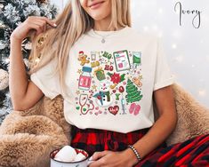 ✨COMFORT COLOR DESCRIPCION: 😊Hello friends, ❤️I'm Melisa and I'm the creator behind TermAylin. 🎁Are you looking for nursing student gift? We got you! 🙌 ABOUT OUR Shirt Christmas Nurse Comfort Color T-shirt  ▸ 100% ring-spun US cotton for long-lasting comfort.  ▸  The garment is sewn around the finished edges with double stitching, making it long-lasting ▸  The garment is dyed after it's been constructed, giving it a soft color and texture ▸ Printed and shipped from the USA ✅ HOW TO ORDER your Christmas Shirt Funny, Photo Care, Nursing Student Gifts, Holiday Apparel, Cute Nurse, Christmas Cute, Gift For Nurse, Nursing Student, Student Gift