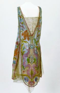 Callot Soeurs, Style Année 20, Moda Hippie, Mode Retro, 1920s Outfits, 1920 Fashion, 20s Fashion, Flapper Style, 1920s Dress