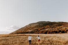 Adventurous Engagement, Wichita Mountains Engagement, Wichita Mountains Engagement Shoot, Engagement Shoot, Engagement Ideas, Oklahoma Engagement, Texas Engagement Engagement Photos Mountains Fall, Southern Utah Engagement Pictures, Moab Couples Photoshoot, Wichita Mountains Oklahoma Photography, Wichita Mountains Oklahoma, Mountain Family Photos, Oklahoma Photography, Wichita Mountains, Wichita Mountains Wildlife Refuge