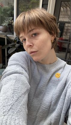 Maggie Rogers Hair Short, Maggie Rogers Hair, Vintage Short Hair, Maggie Rogers, Grown Out Pixie, Haircut Images, Super Short Hair, Growing Out Short Hair Styles, Haircut Inspiration