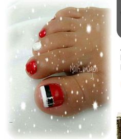 Santa Toe Nails, Christmas Toe Nails 2023, Christmas Gel Toe Nails, Christmas Toenails 2023, Christmas Toenail Ideas, Toenail Designs Christmas, Easy Christmas Toe Nail Designs, Toe Nail Christmas Designs, Christmas Toenails Designs Toe