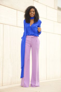 Royal Blue Trousers Outfit, Blue Trousers Outfit, Lavender Outfit, Trousers Outfit, Blue And Lavender, Style Pantry, Winter Typ, Color Blocking Outfits, Purple Pants