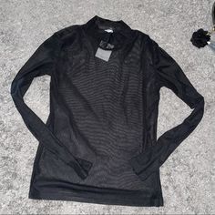 Never Been Worn, Size S Chic Black Mesh Top For Fall, Black Casual Mesh Top For Evening, Black Stretch Mesh Top For Fall, Edgy Black Mesh Top For Evening, Black Mesh Top For Layering In Fall, Black Mesh Top For Fall Layering, Edgy Black Mesh Top For Fall, Cropped Tee Shirt, Mock Neck Bodysuit