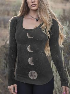 Western Tribal Moon Geometry Print Long Sleeve T-Shirt – AMYWORLEY Witch Outfit, Moon Print, Jogger Set, Electronic Devices, Printed Sleeves, Gothic Fashion, Sleeve Type, Mobile Phones, Fashion Prints