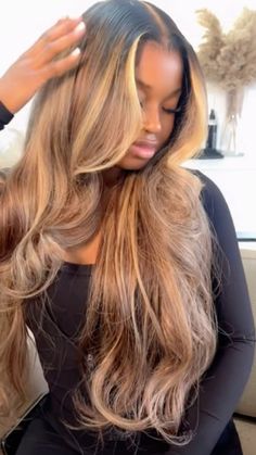 Glamour Hairstyles, Birthday 20, Prom Hairstyle, Sunkissed Skin, Weave Styles, Hair Streaks, Dyed Hair Inspiration, Hair Therapy, Birthday Hair