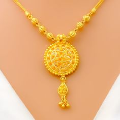 Glossy Graceful 22k Gold Necklace Set 22k Gold Necklace Set, 22k Gold Necklace, Sophisticated Jewelry, Lock Style, Gold Jewelry Necklace, Gold Necklace Set, Yellow Gold Setting, Charm Making, The Hook