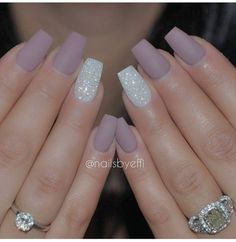 Ring Finger Nails, Latest Nail Art, Cute Nail Art, Dipped Nails, Fancy Nails, Nail Polishes, Purple And White