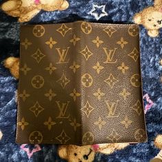 Used Lv Bifold Wallet Louie Vuitton, Louis Vuitton Brown, Bifold Wallet, Louis Vuitton Bags, Louis Vuitton Bag, Wallets, Bag Lady, Louis Vuitton, Wallet