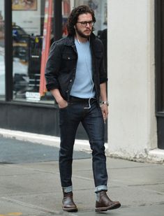 outfit para hombres con botas Double Denim Fashion, Dark Blue Jeans Outfit, Black Denim Jacket Outfit, Dark Jeans Outfit, Blue Jeans Outfit Men, Boots Men Outfit, Boots Outfit Men, Jeans Outfit Men, Blue Jean Outfits