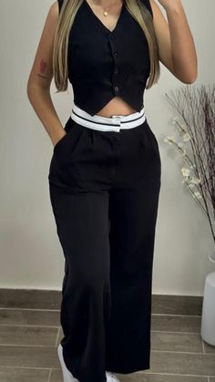 Black Wide Leg Summer Sets, Black Trousers Set For Spring, Spring Black Trousers Set, Black Long Pants Sets For Spring, Black Wide Leg Sets For Spring, Black Sets With Long Pants For Spring, Casual Black Sets With Long Pants, Casual Black Long Pants Sets, Chic Black High Waist Sets