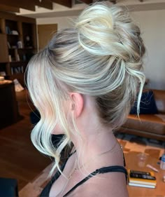 High bun updo hairstyles #hairstyles #updo #bridesmaid #bridal #weddinghairstylesupdo #inspolook Updos With Front Pieces, Hair Upstyles High Bun, Hair Up High Bun, High Bun Hoco Hairstyles, High Volume Updo Wedding, Textured High Bun Wedding, Hair Up Blonde, High Bun Updo Prom, Bride Hairstyles Updo With Veil High Bun