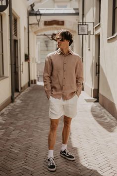 A beautiful classic linen shirt with seashell buttons. A great choice for any occasion - wear it to work, a date or even a wedding! Rosy Brown, Buy Linen, Shirt Model, Men's Button Down Shirt, European Linens, Organic Linens, Linen Clothes, Sustainable Clothing, Linen Shirt