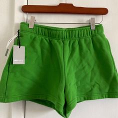 Nwt Size 2xs Vine Green Trendy Relaxed Fit Solid Shorts, Green Loungewear Bottoms With Short Leg, Comfortable Green Shorts For Spring, Green Cotton Pajama Shorts In Casual Style, Green Trendy Shorts For Loungewear, Trendy Green Shorts For Loungewear, Comfy Shorts For Spring, Trendy Cotton Shorts For The Weekend, Comfortable Short Bottoms For Weekend