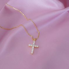 Diamond Cross Necklace Gold, Dainty Cross Necklace, Dainty Diamond Necklace, Rhinestone Cross, Gold Cross Necklace, Crescent Moon Necklace, Diamond Cross Pendants, Popular Jewelry, Necklace White