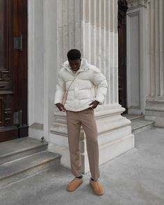 Men Uggs Outfit, Tasman Outfit, Ugg Tasman Outfit, Ugg Tasman Slippers Outfit, Slippers Outfit, Ugg Boots Men, Ugg Tasman Slippers, Ugg Tasman, Uggs Outfit