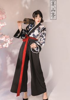 Gaun Abad Pertengahan, Modern Kimono, Shotting Photo, Chinese Clothing, Japanese Outfits, Traditional Clothing, 가을 패션, Fantasy Fashion, Asian Style