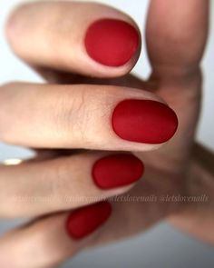 Round Nail Ideas Fall, Round Nail Ideas, Nail Ideas Fall, Nail Ideas For Fall, Red Matte Nails, Short Red Nails, Nails Round, Deep Red Nails