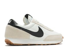 Nike Women's Daybreak Pale Ivory/Spruce Aura CK2351 100 Nike Daybreak, Nike Womens, Shoe Game, Style Board, Sneakers Fashion, Nike Women, Aura, The 100, Nike