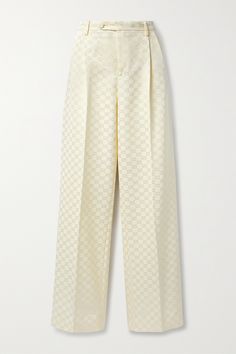 Gucci's pants are jacquard-woven with lustrous 'GG' emblems that match those on the coordinating blazer. Tailored from cream cotton-blend, they sit high on the waist and have pleated straight legs. Temper the floor-sweeping hems with pumps or heeled boots. Gucci Pants, Angel Outfit, Gucci Outfits, Professional Wardrobe, Womens Dress Pants, Pleated Pants, Tailored Pants, Classic Outfits, Lookbook Outfits