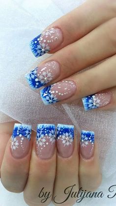 Nail Holiday, Metallic Nails Design, Christmas Nails Diy, Fingernail Art, Blue And White Nails, Fancy Nails Designs, Christmas Gel Nails, Classy Acrylic Nails, Nail Art Designs Videos