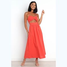 Make a statement in this stunning maxi length dress! With it's halter neckline, complete with tie to close, and cut out detailing - you'll be sure to turn heads. Boat Dress, Satin Dresses Long, Satin Dresses Long Sleeve, Petal And Pup, Black Tie Wedding Guests, White Dress Shoes, Resort Dresses, Essential Dress, Dress Halter