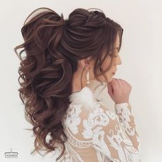 Writing Room, Quinceanera Hairstyles, Wedding Hair Inspiration, Wedding Hairstyles For Long Hair, Half Up Hair, Wedding Hair And Makeup, Cover Letter, Bride Hairstyles, Ponytail Hairstyles