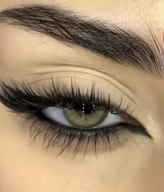 00's Makeup, Under Eye Makeup, Hazel Eye Makeup, Arabic Makeup, Face Art Makeup, Formal Makeup, Makeup Looks Tutorial