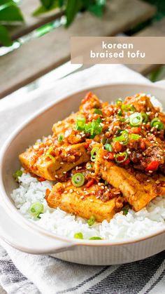 Dubu Jorim (Korean Braised Tofu) Seared Tofu, Braised Tofu, Taiwan Food, Veggie Dinner, Vegetarian Snacks Recipes, Food Therapy, Tofu Recipes, Delicious Healthy Recipes, Interesting Food Recipes