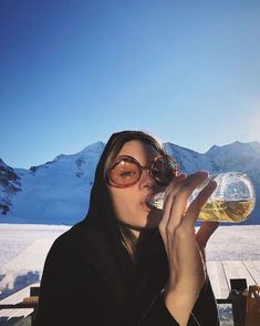 Saint Moritz, Ski Aesthetic, Ski Bums, Camille Rowe, Snow Trip, Ski Season, St Moritz, Winter Inspo, Foto Ideas Instagram