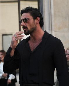 Italian Man Hairstyle, Middle Aged Italian Men, Italian Men Mafia Boss, Italian Mafia Man, Italian Men Aesthetic, Italian Hairstyles Men, Mafia Hairstyle, Sicilian Men, Hairstyles According To Face Shape