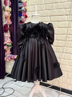 We have carefully prepared this beautiful Black flashy dress. It's ready to be a fabulous gothic Halloween dress. All eyes will be on your special children and they will receive many compliments. Our dress is prepared using many special fabrics such as sequin lace fabric, dream tulle, spider lace tulle. It is fully lined. There is a wire petticoat under the skirt of the dress, which makes it very fluffy. The collar detail is removable. If you want, you can separate the collar from the dress. If Halloween Costume Dress With Ruffles, Ruffled Halloween Costume Dress, Fitted Black Costume For Dress-up, Ruffled Dresses For Halloween Costume, Fitted Princess Dress With Ruffles For Halloween, Black Princess Dress For Evening, Black Halloween Costumes For Dress-up, Gothic Ruffled Costumes For Parties, Witchy Ruffled Dress For Costume