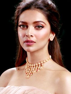 Deepika Padukone Hair Styles, Deepika Padukone Makeup, Indian Woman, Eyebrow Shape, Marmaris, Bollywood Actors, Bollywood Stars