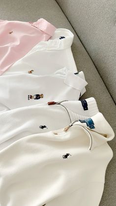 Polo Ralph Lauren Clothes Polo Clothes Women, Polo Clothes, Polo Outfits, Mode Tennis, Ralph Laurent, Classy Clothing, Polo Fashion, Polo Outfit, Classy Outfits Men